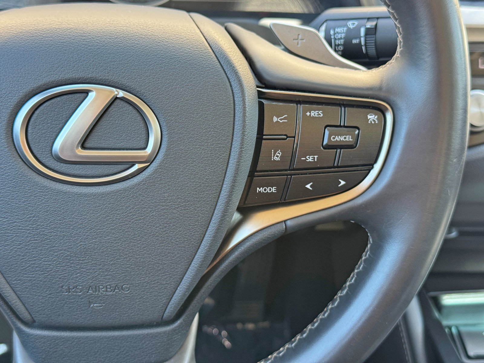 Used 2021 Lexus ES 300h w/ Accessory Package 2 FWD image 20