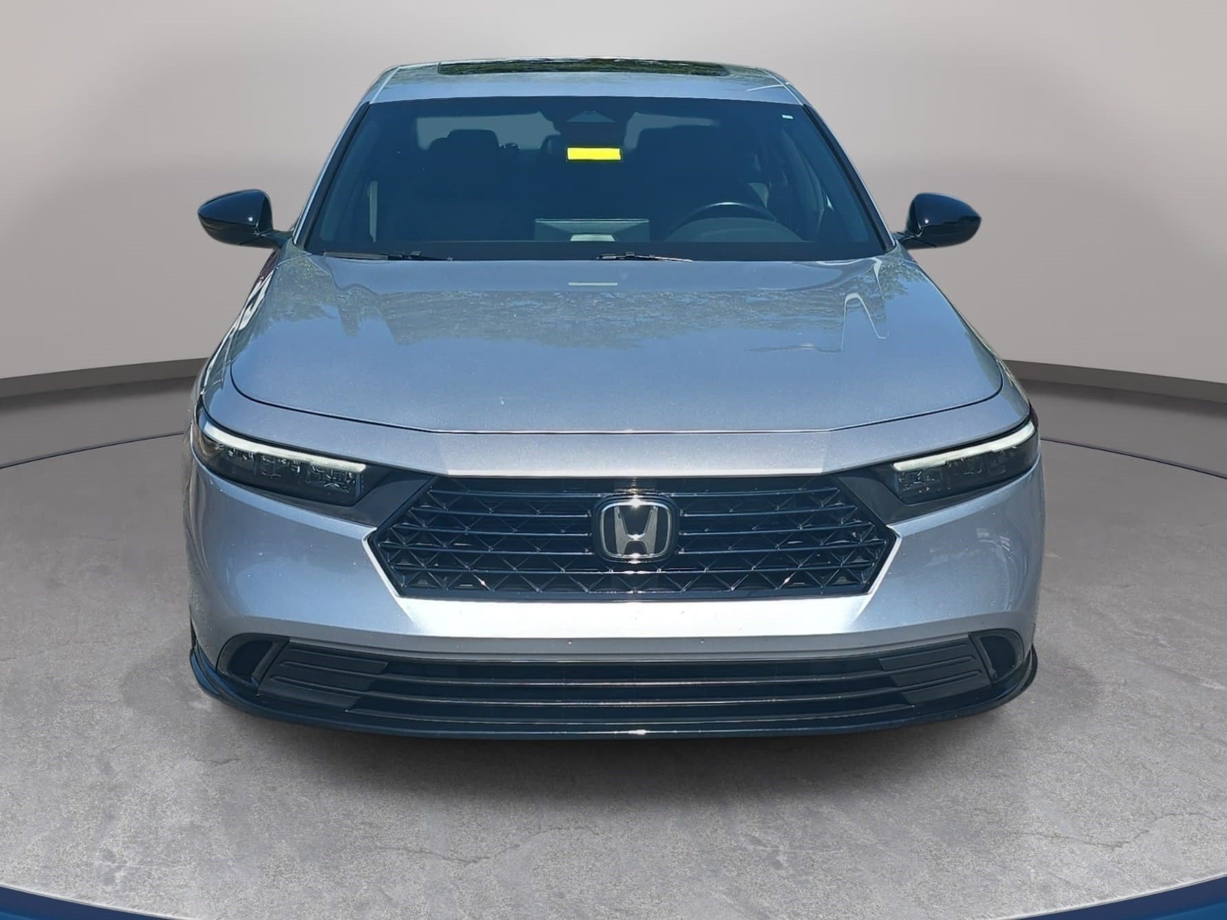 Used 2025 Honda Accord Sport image 2