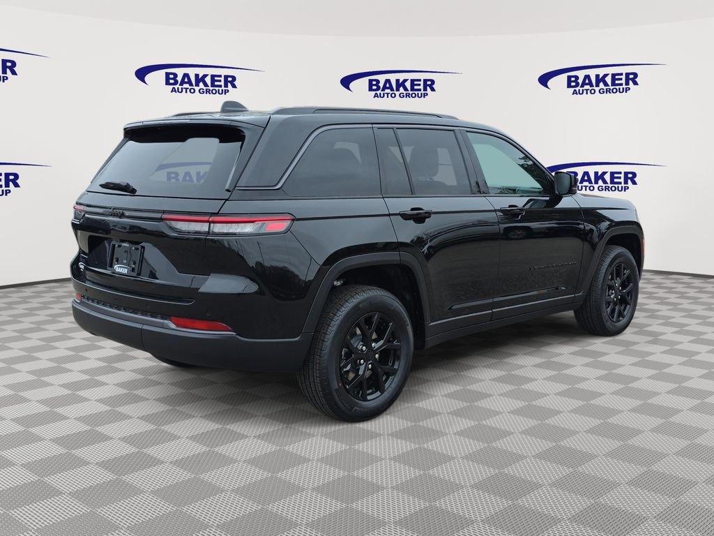 New 2026 Jeep Grand Cherokee Altitude AWD/4WD image 3