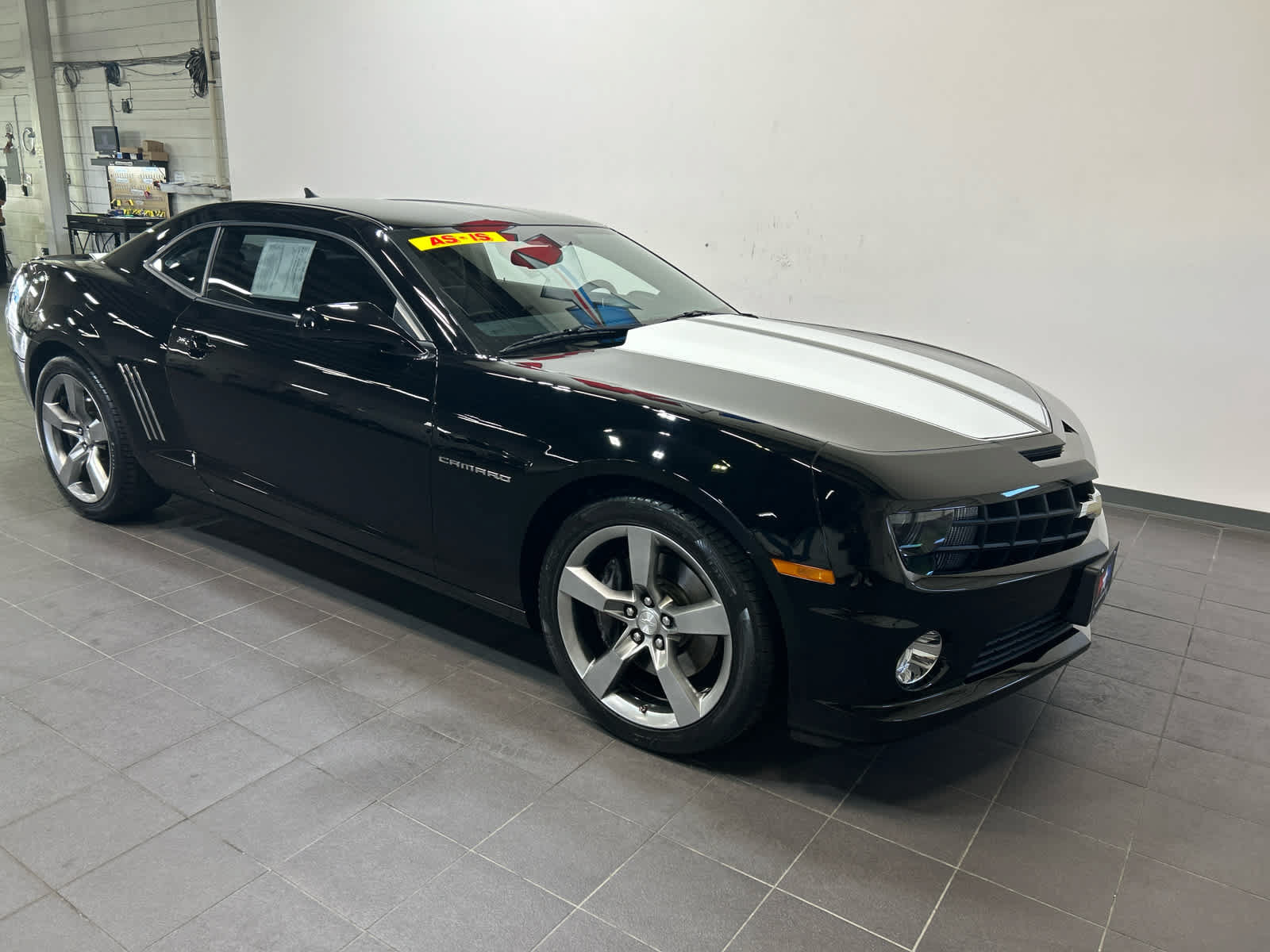 Used 2011 Chevrolet Camaro SS w/ RS Package RWD image 2