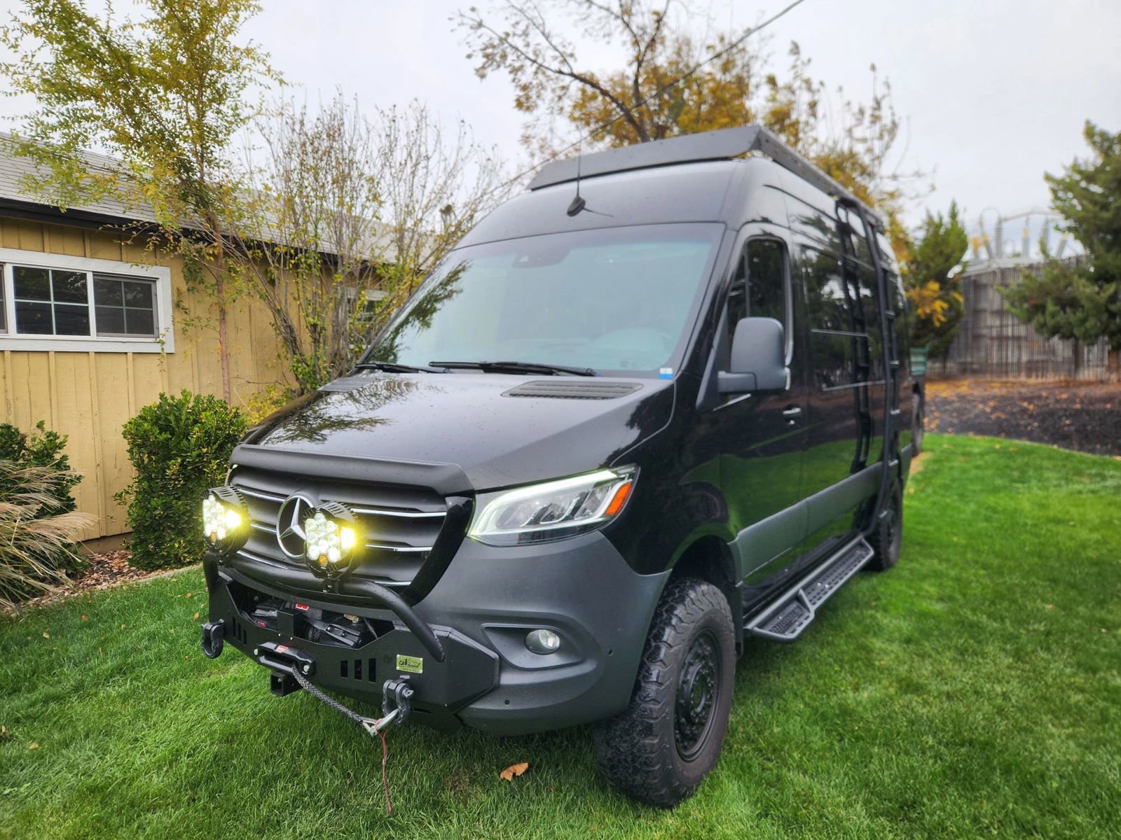 Used 2020 Mercedes-Benz Sprinter 2500 image 1