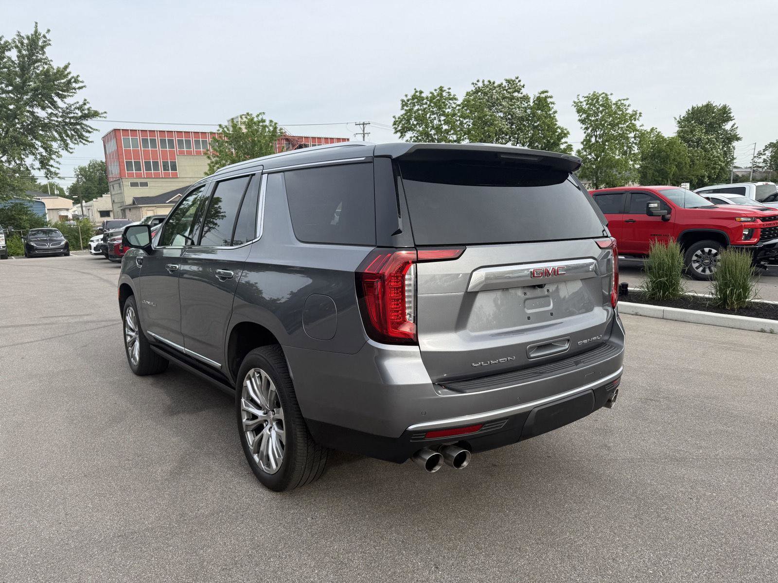 Used 2022 GMC Yukon Denali AWD/4WD image 5