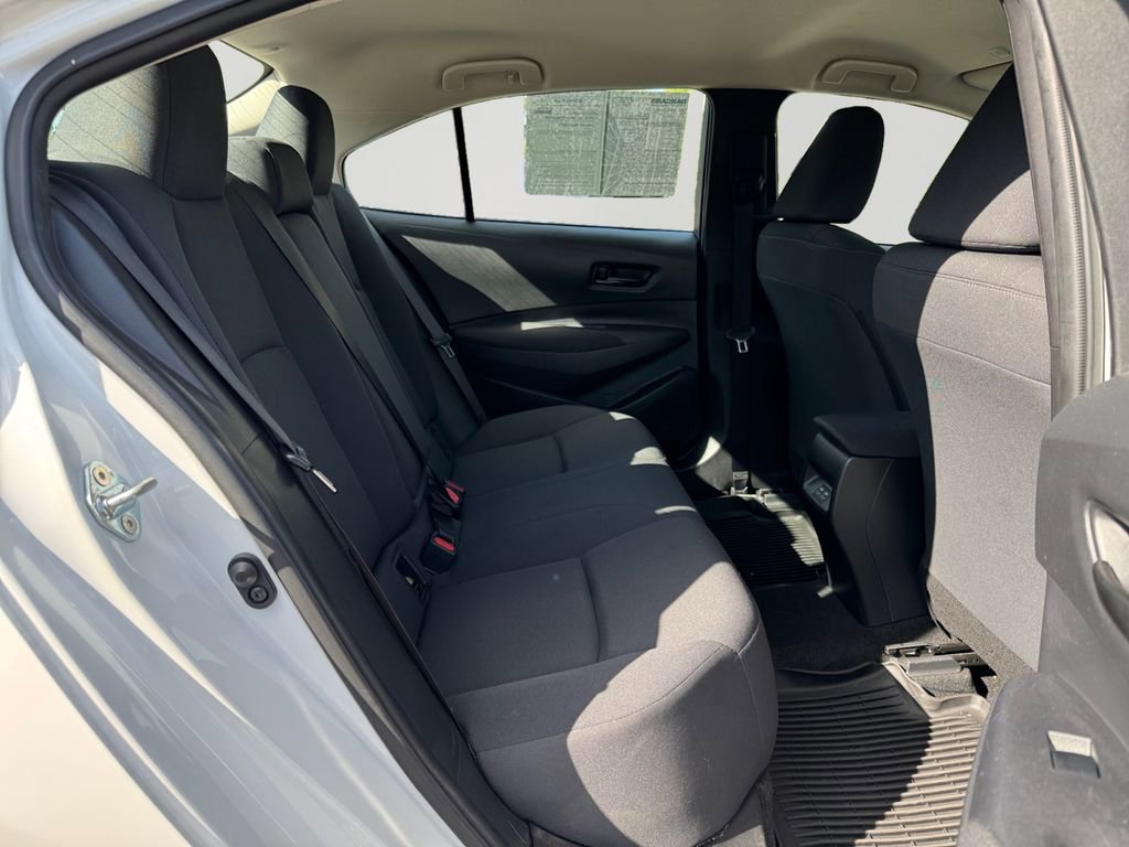 Used 2023 Toyota Corolla LE FWD image 13