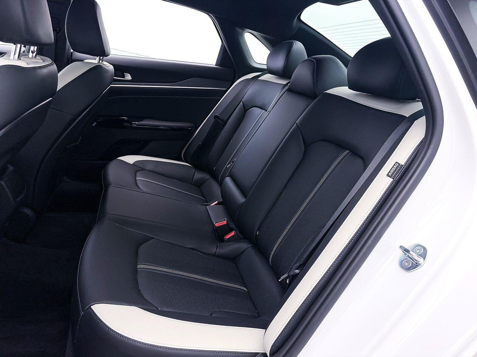 Used 2025 Kia K5 GT-Line FWD image 34