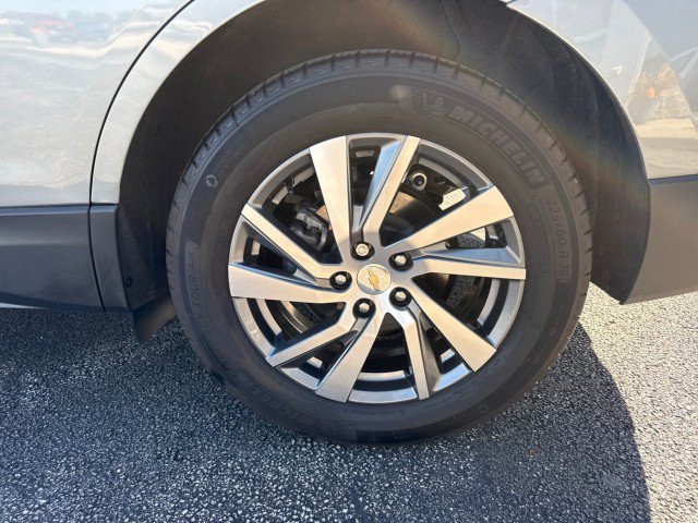 Used 2024 Chevrolet Equinox LT w/ LPO, Floor Liner Package FWD image 11