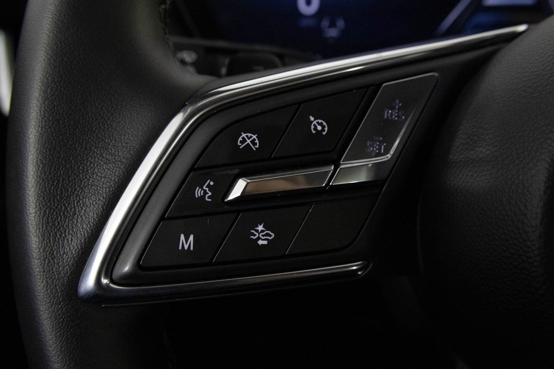 Certified 2025 Buick Envision Preferred image 25