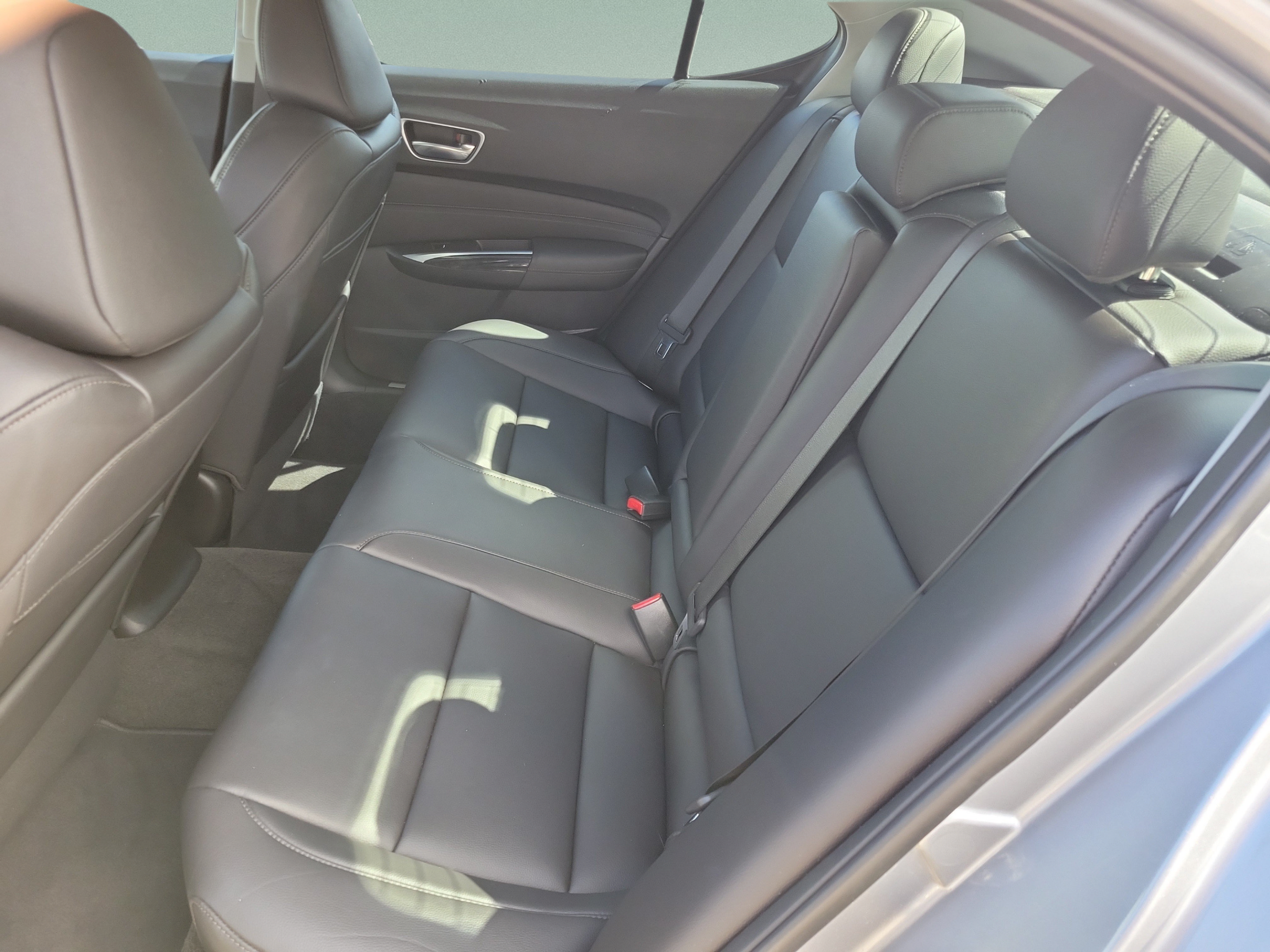 Used 2019 Acura TLX FWD image 13