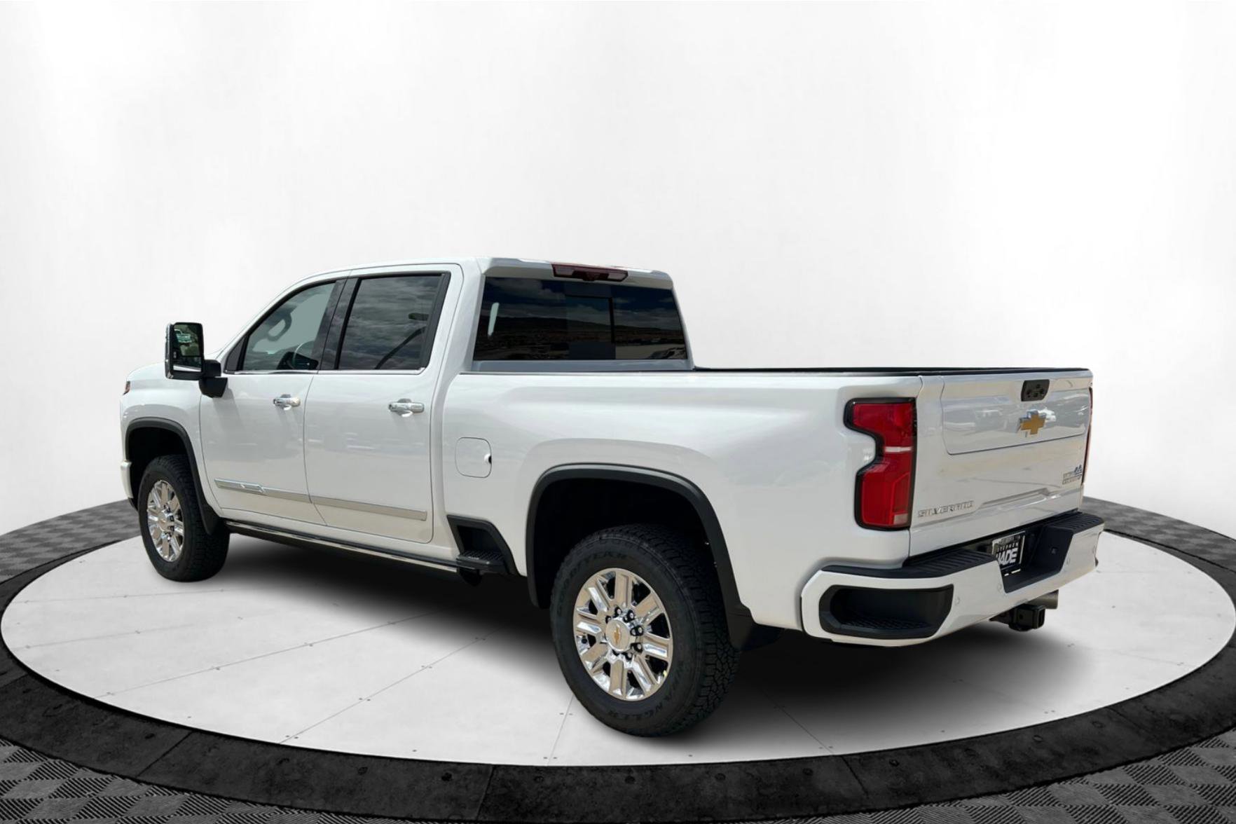 New 2026 Chevrolet Silverado 2500 High Country w/ Technology Package image 3
