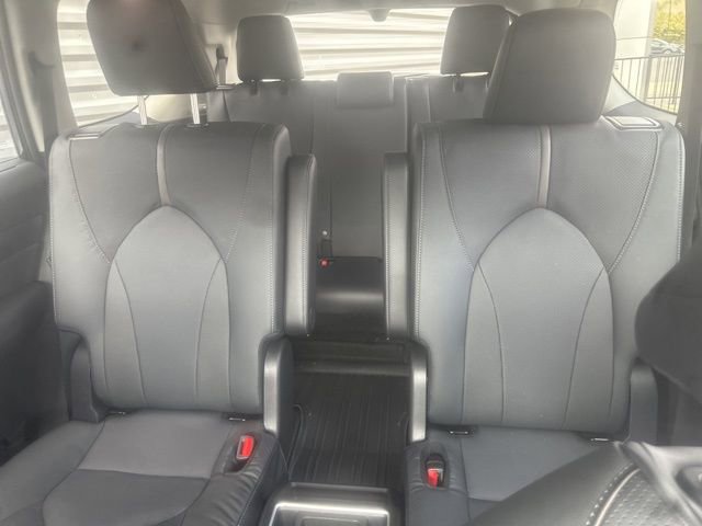 Used 2026 Toyota Grand Highlander Platinum image 9