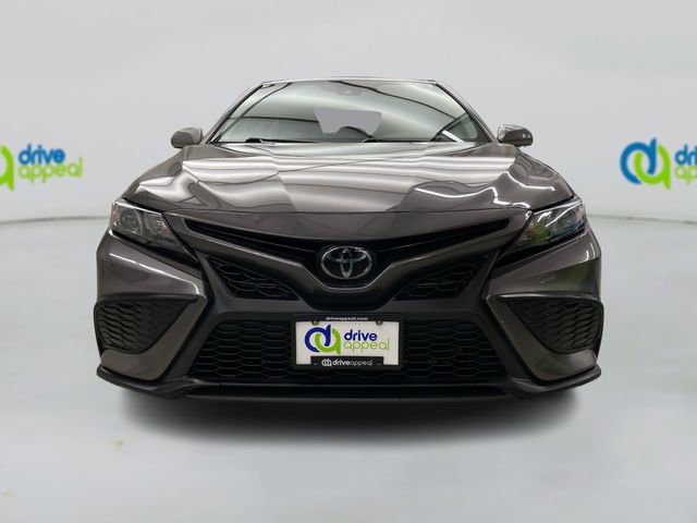 Used 2022 Toyota Camry SE FWD image 14
