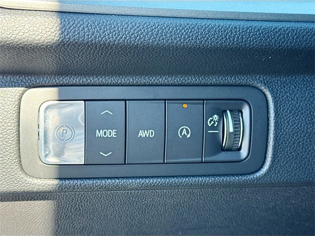 New 2026 Chevrolet Traverse LT image 13