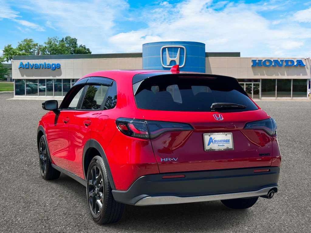 Certified 2025 Honda HR-V Sport image 4