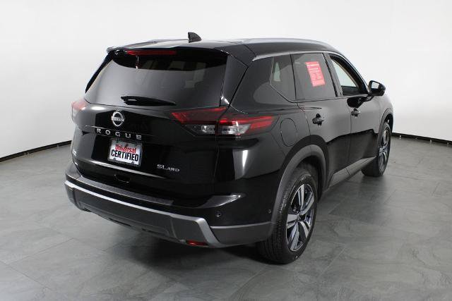 Certified 2026 Nissan Rogue SL AWD/4WD image 4