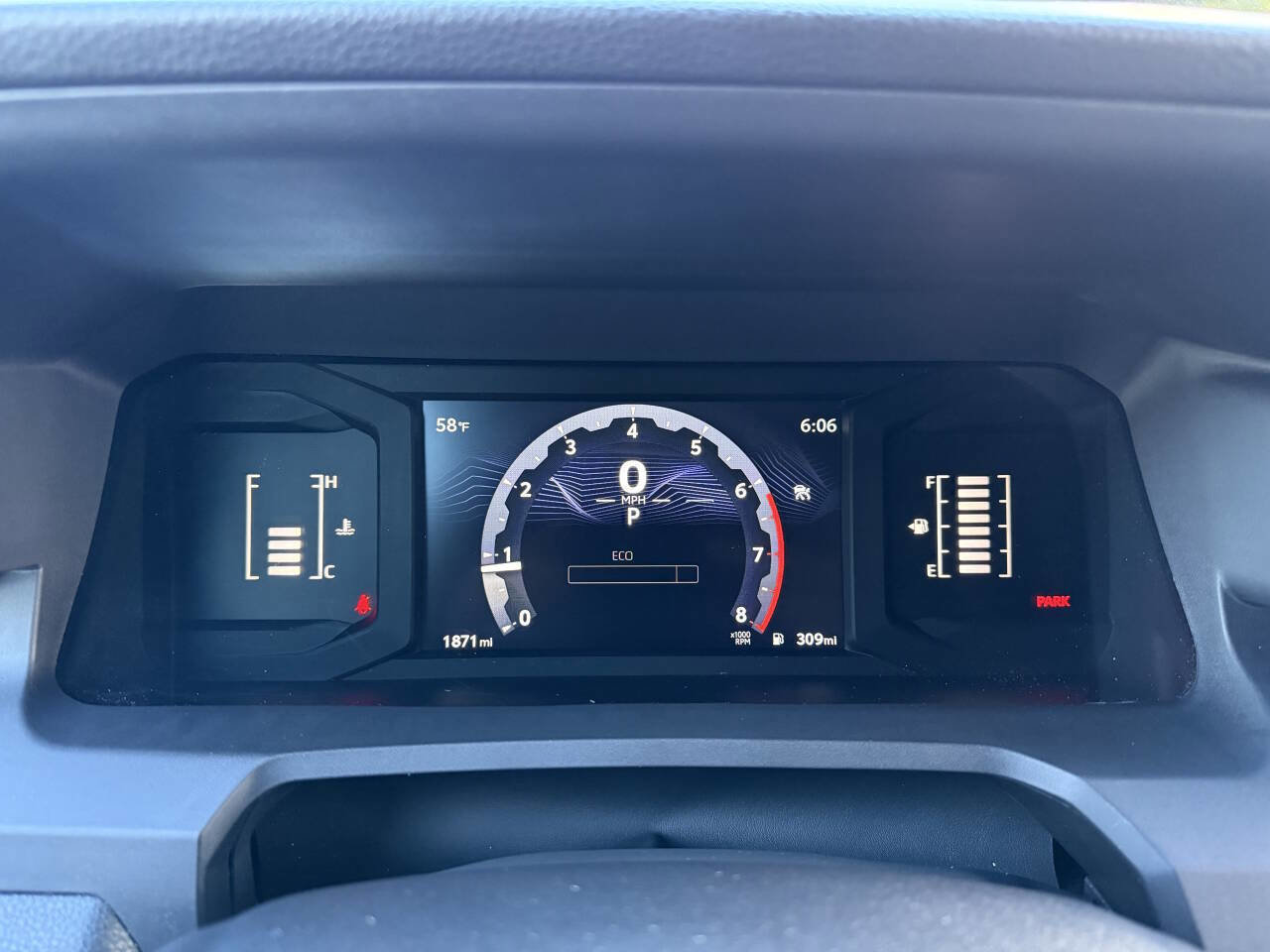 Used 2025 Toyota Tacoma SR5 image 24