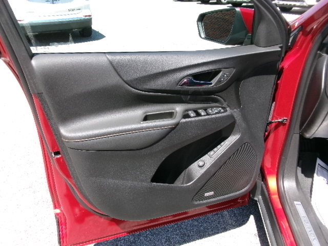 Used 2024 Chevrolet Equinox Premier FWD image 21