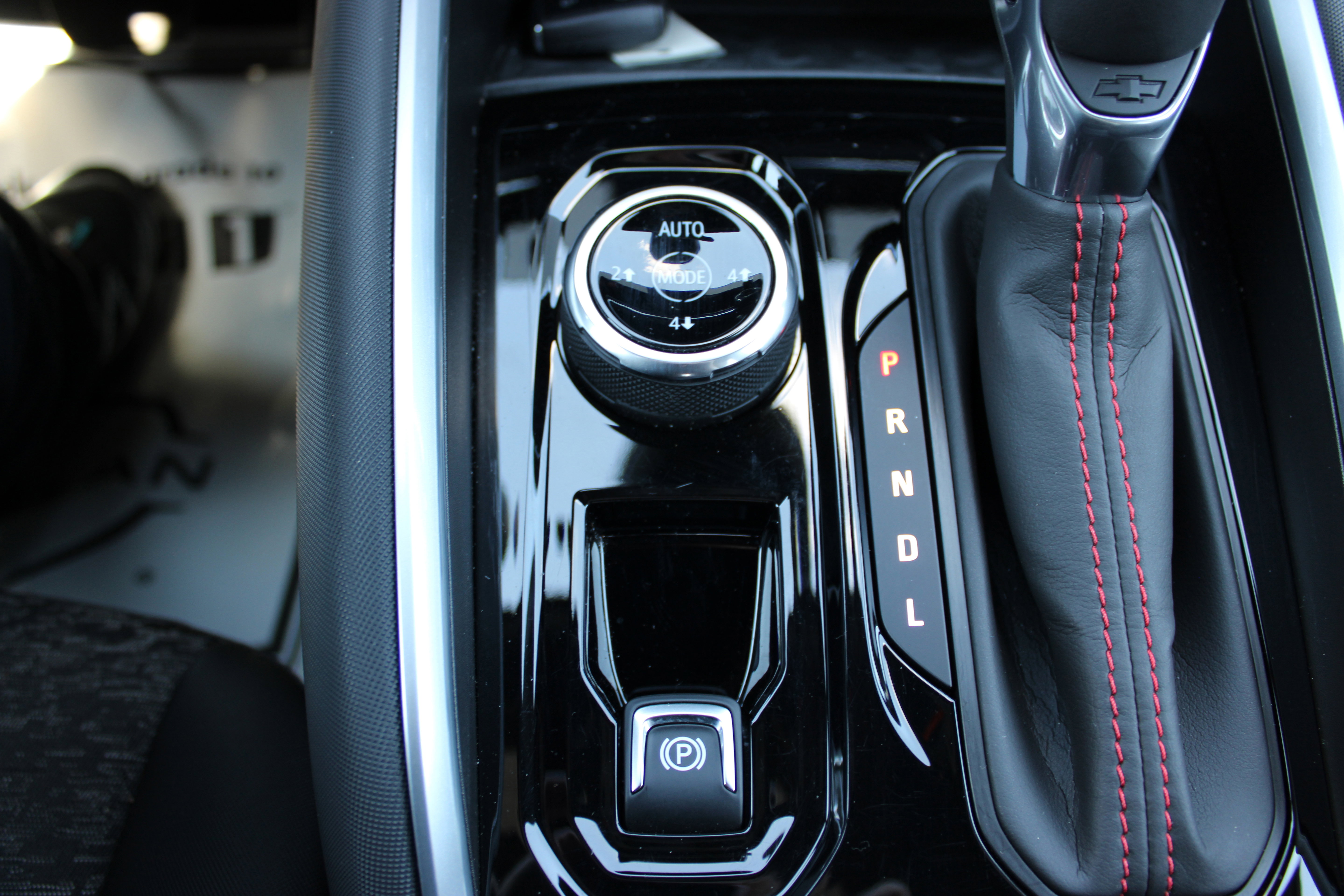 Used 2023 Chevrolet Colorado Z71 w/ Advanced Trailering Package image 17