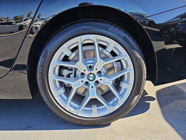 New 2025 BMW 330i xDrive Sedan w/ M Sport Package image 35