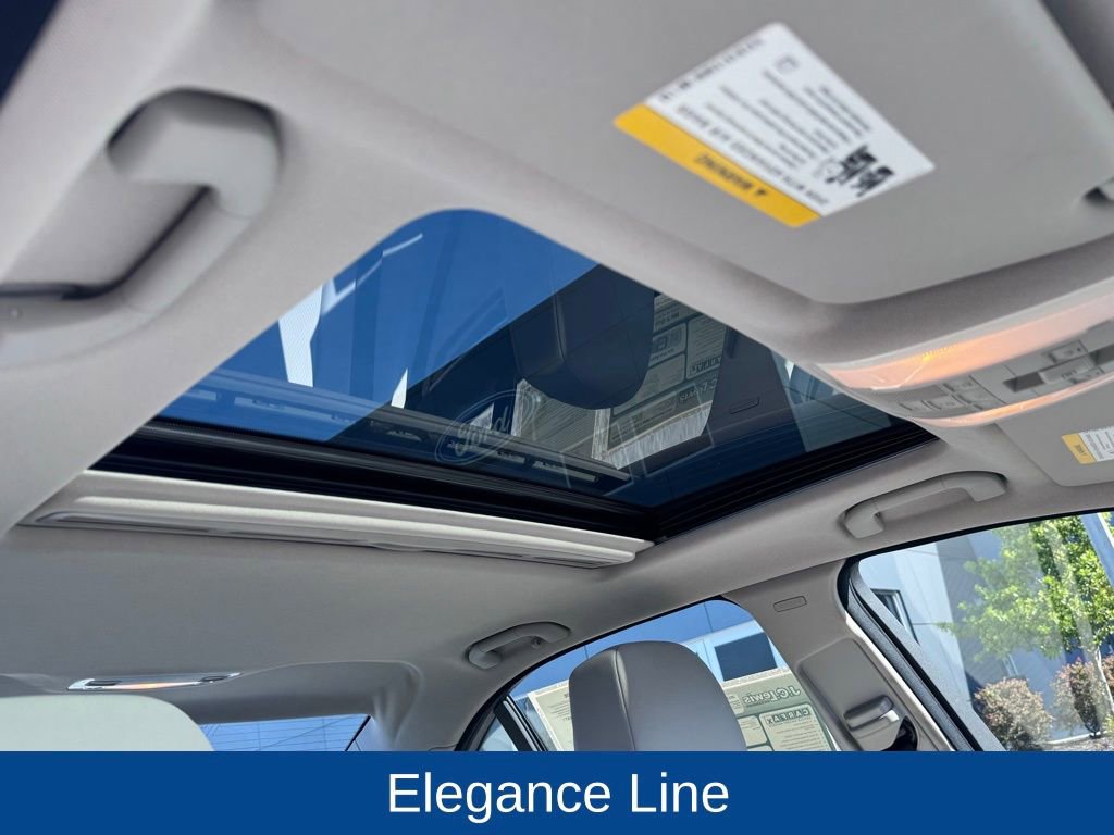 Used 2013 Mercedes-Benz C 250 Sedan image 19