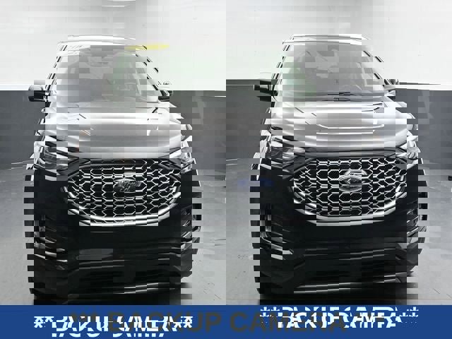 Used 2023 Ford Edge SEL w/ Convenience Package image 4
