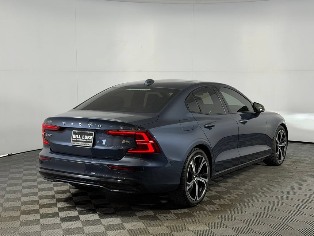 Used 2024 Volvo S60 B5 Core AWD/4WD image 8
