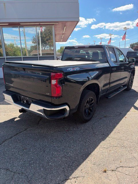 Used 2021 Chevrolet Silverado 1500 LT AWD/4WD image 5