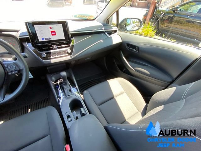 Used 2024 Toyota Corolla LE FWD image 21