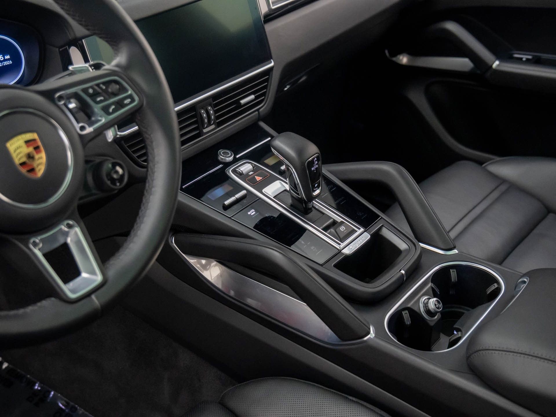 Certified 2023 Porsche Cayenne Turbo image 13