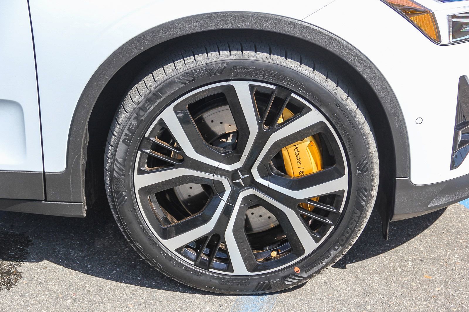 Used 2023 Polestar Polestar 2 w/ Pilot Pack image 9