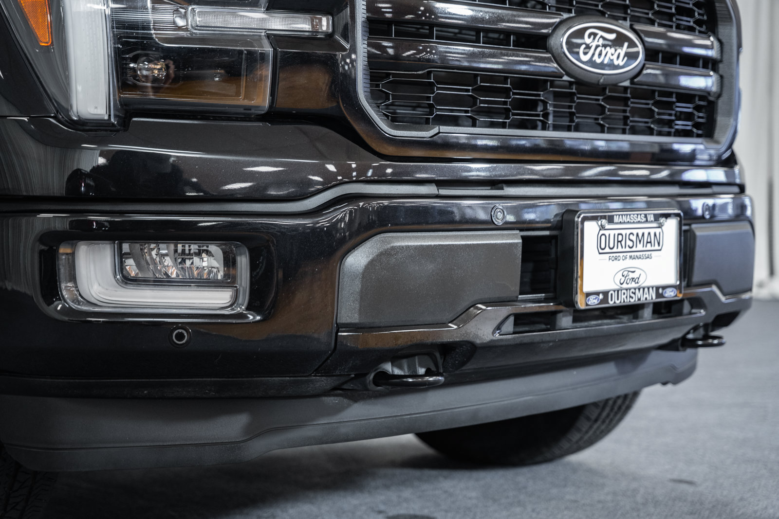 Certified 2024 Ford F150 Lariat w/ Equipment Group 502A High AWD/4WD image 11