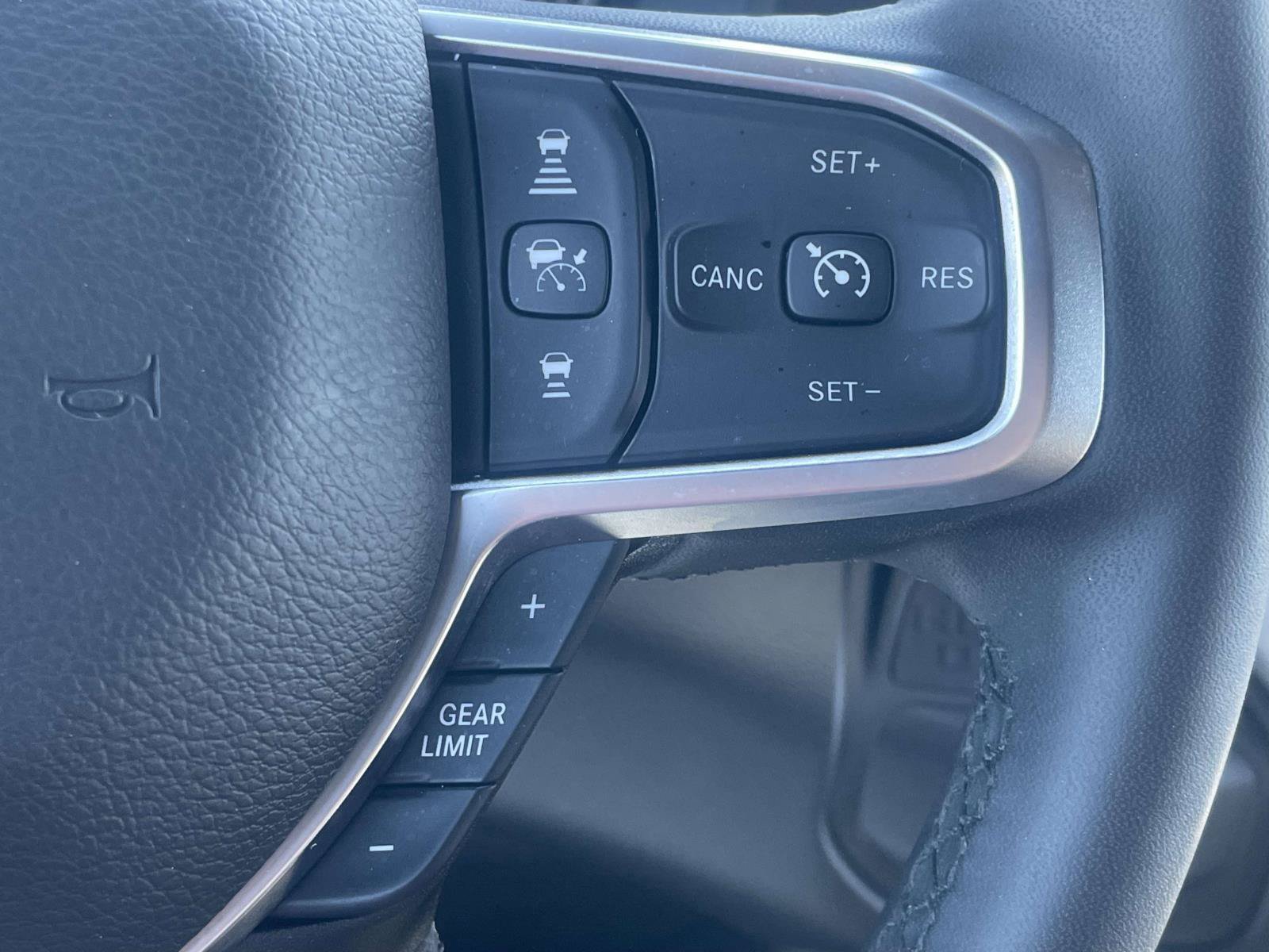 Used 2026 RAM 2500 Big Horn AWD/4WD image 9