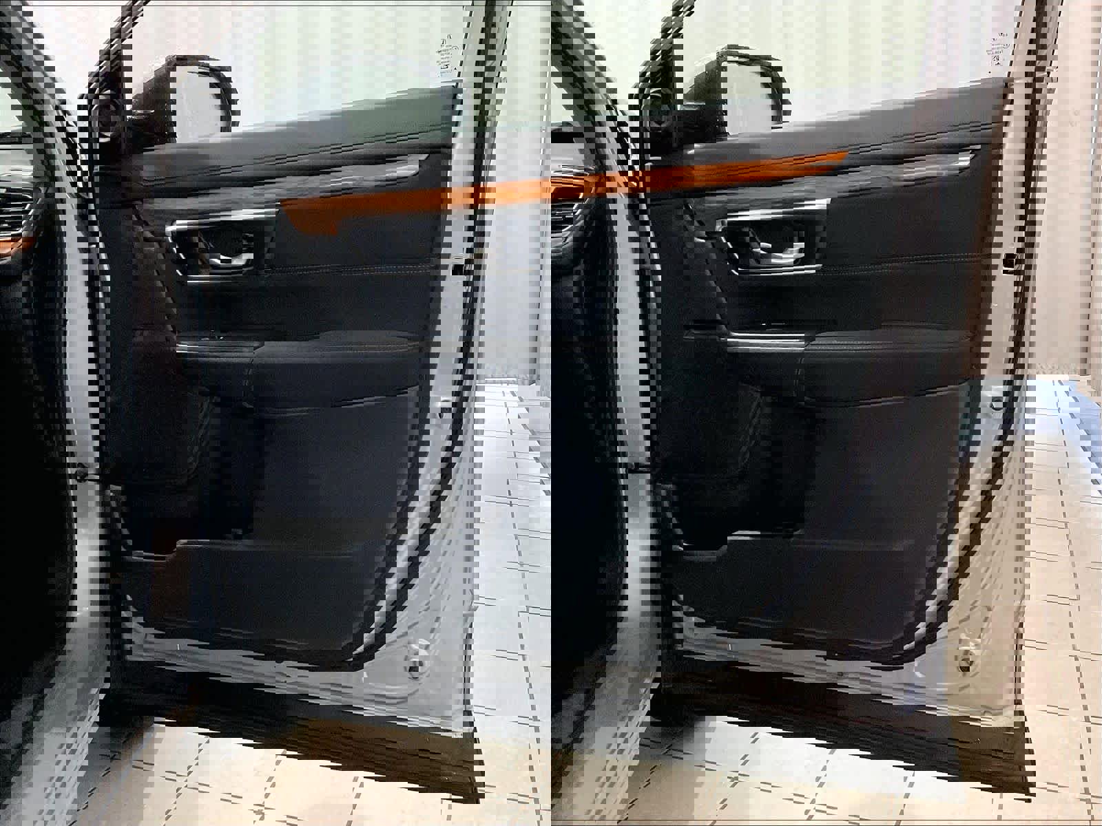 Used 2019 Honda CR-V EX image 12