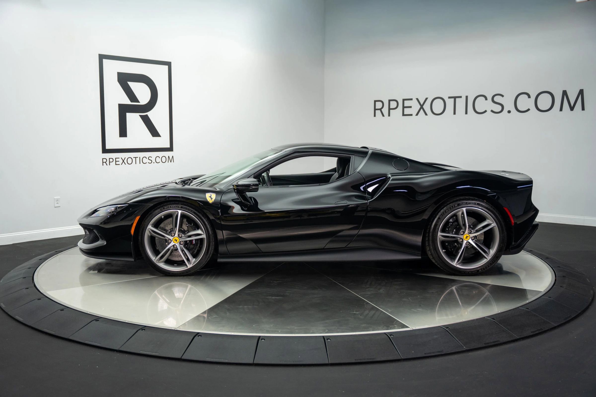 Used 2022 Ferrari 296 GTB image 7