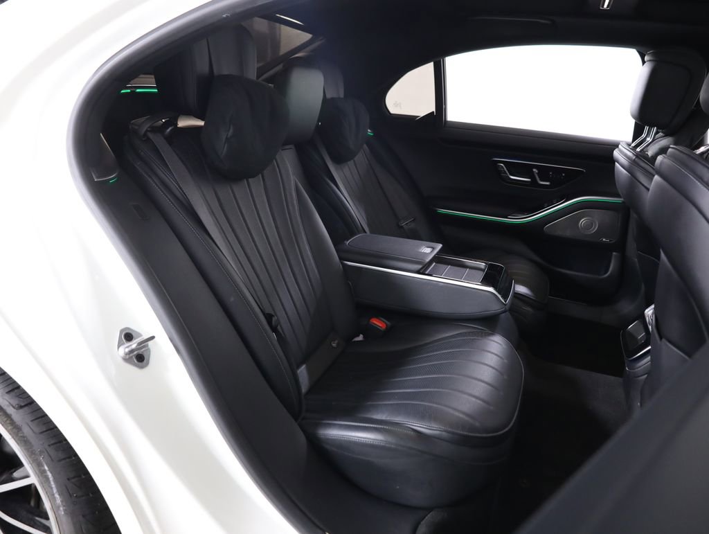 Used 2022 Mercedes-Benz S 500 4MATIC w/ AMG Line Package image 53