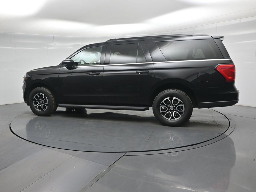 Certified 2024 Ford Expedition Max XLT image 7