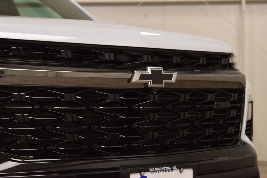 New 2026 Chevrolet Traverse Z71 w/ Enhanced Driving Package AWD/4WD image 11
