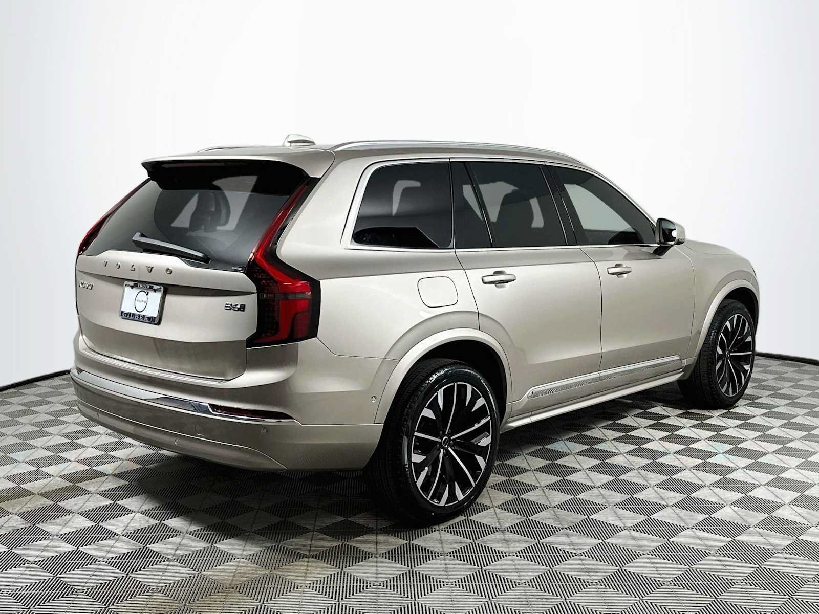 New 2027 Volvo XC90 B6 Plus AWD/4WD image 7