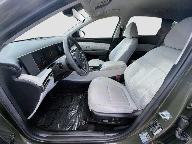 Certified 2025 Hyundai Tucson SEL AWD/4WD image 22