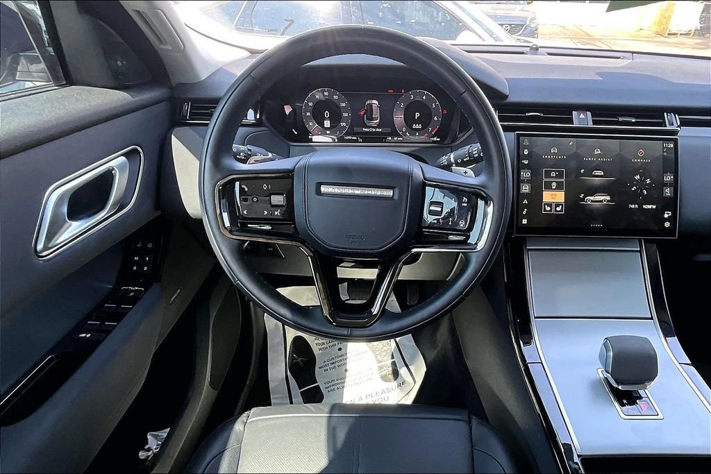Used 2024 Land Rover Range Rover Velar S AWD/4WD image 4
