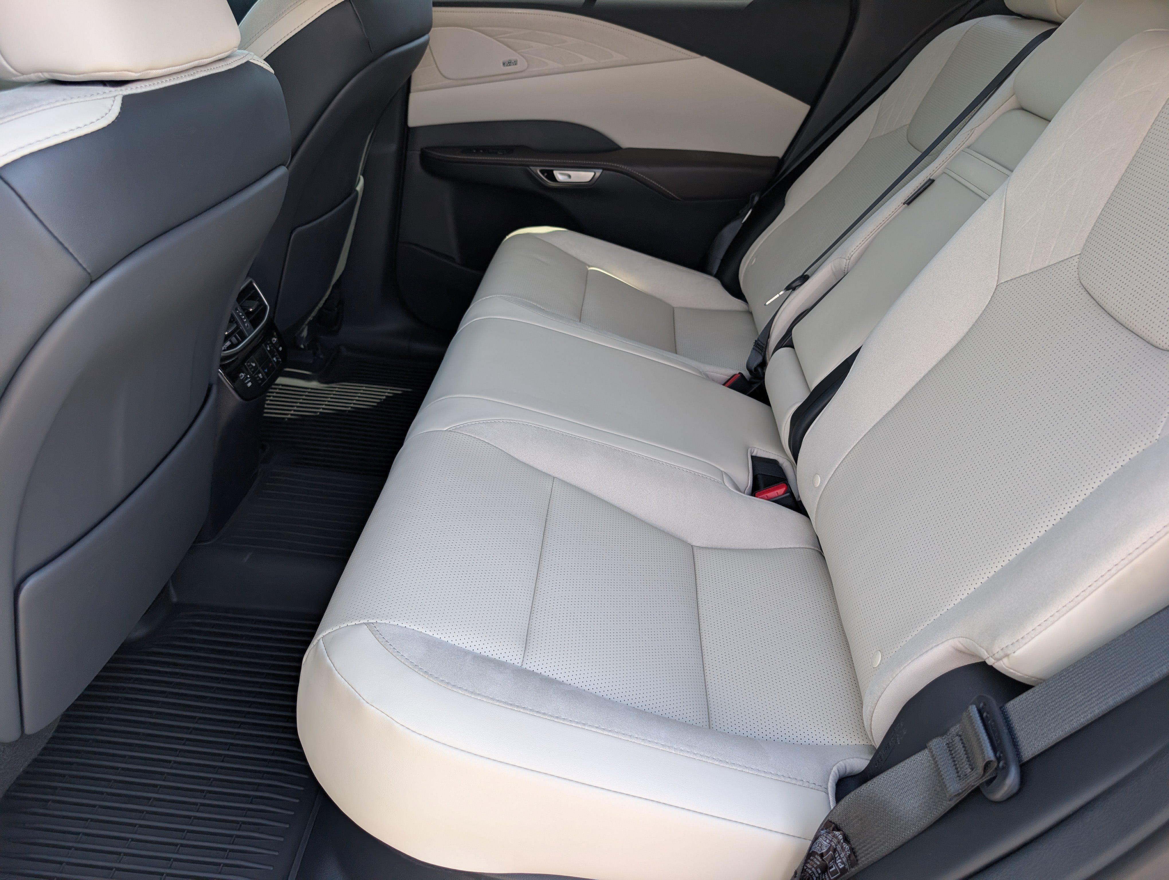 Used 2026 Lexus RX 350 FWD w/ Convenience Package image 11