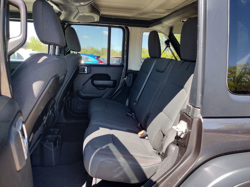 Used 2024 Jeep Wrangler Unlimited Rubicon AWD/4WD image 9