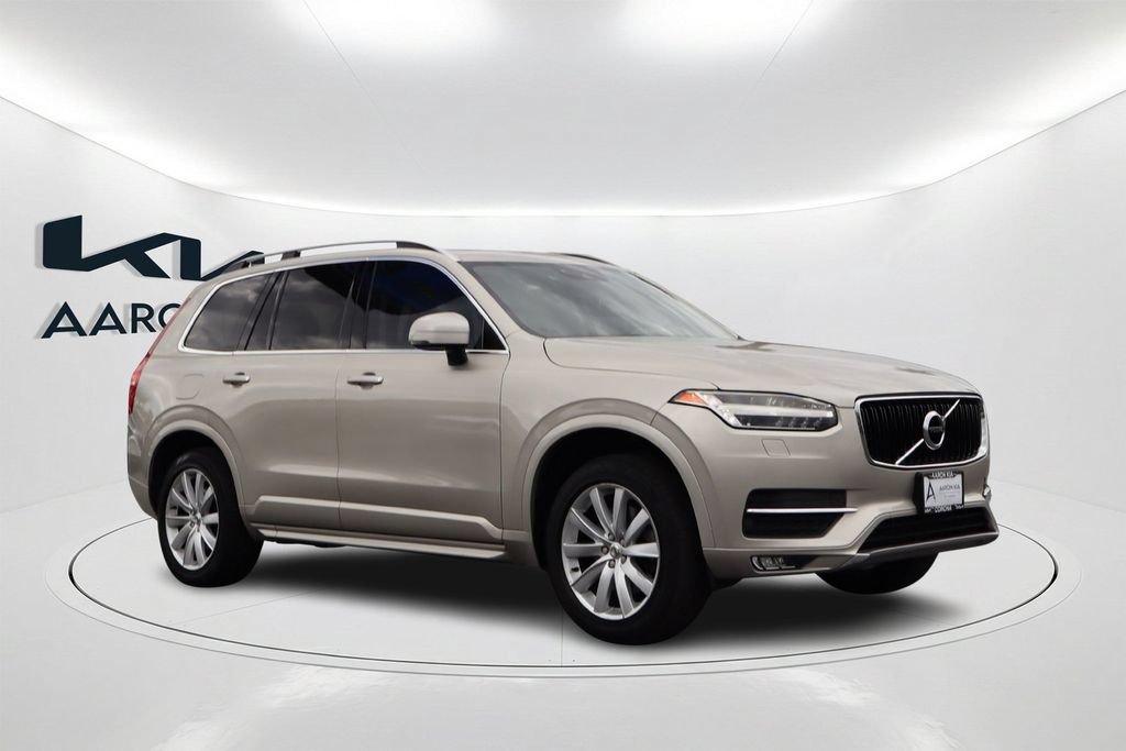Used 2016 Volvo XC90 T6 Momentum w/ Momentum Plus Package AWD/4WD image 3