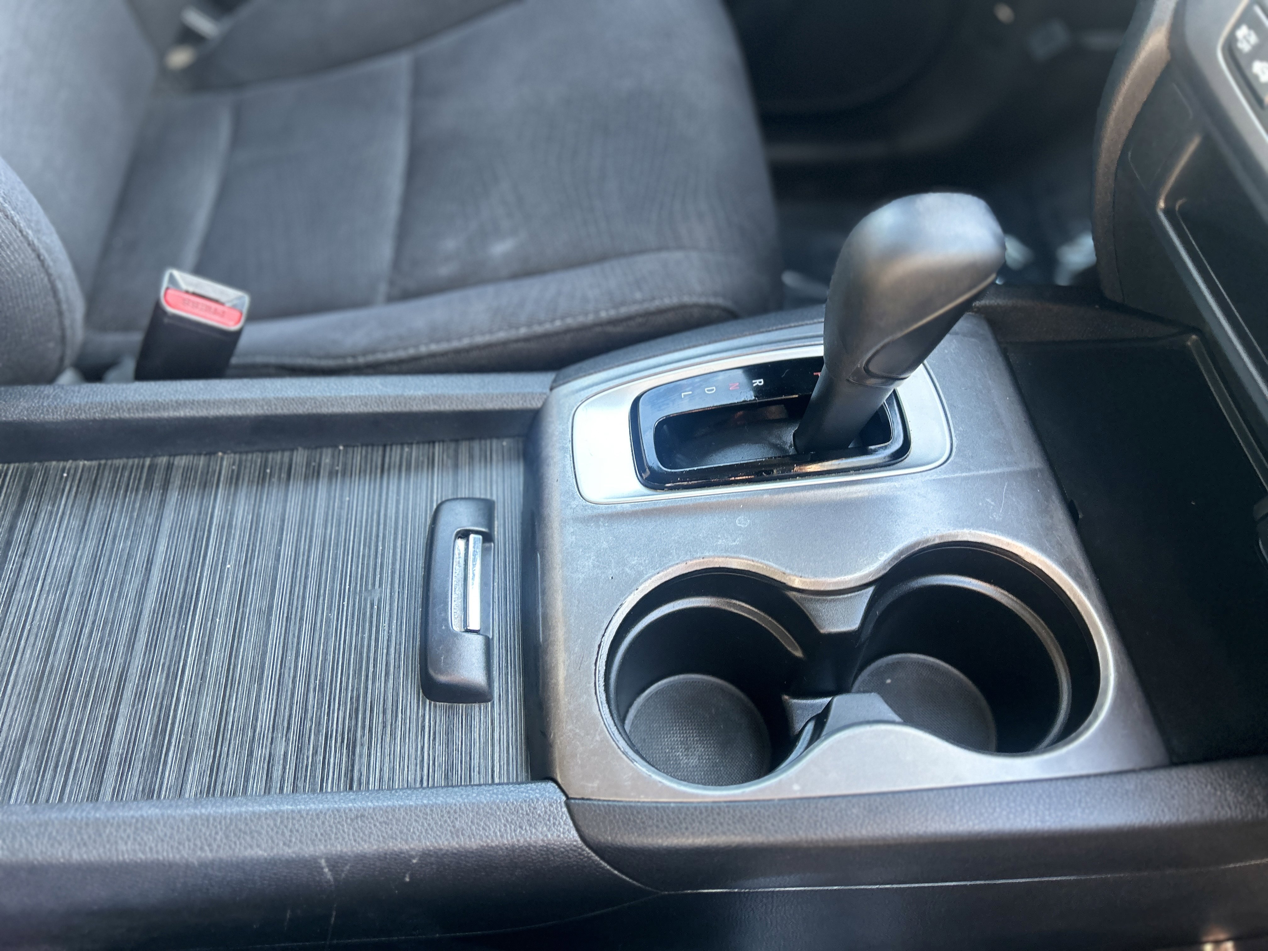 Used 2018 Honda Pilot LX image 22