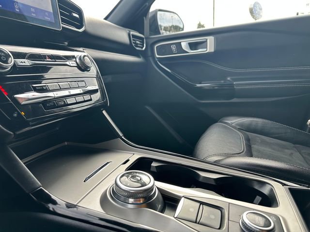 Used 2022 Ford Explorer ST image 18