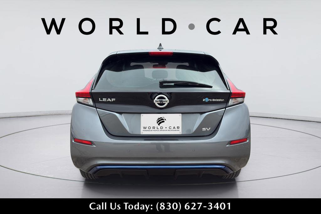 Used 2020 Nissan Leaf SV w/ SV Technology Package image 14