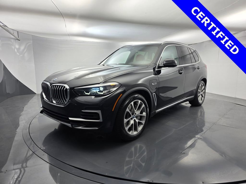 Certified 2023 BMW X5 xDrive45e w/ Luxury Seating Package image 8