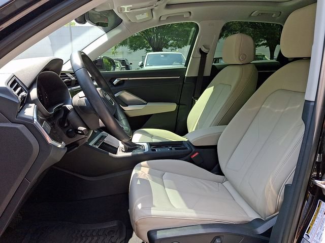 Certified 2023 Audi Q3 2.0T Premium w/ Convenience Package AWD/4WD image 13