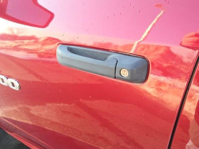 Used 2012 RAM 1500 ST w/ SXT Appearance Group image 20