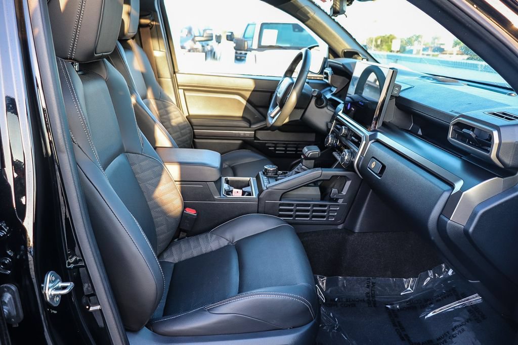 Used 2025 Toyota 4Runner TRD Off-Road Premium w/ Tow Technology Package AWD/4WD image 20