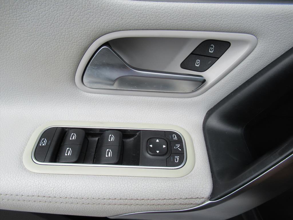 Used 2020 Mercedes-Benz CLA 35 AMG 4MATIC image 20