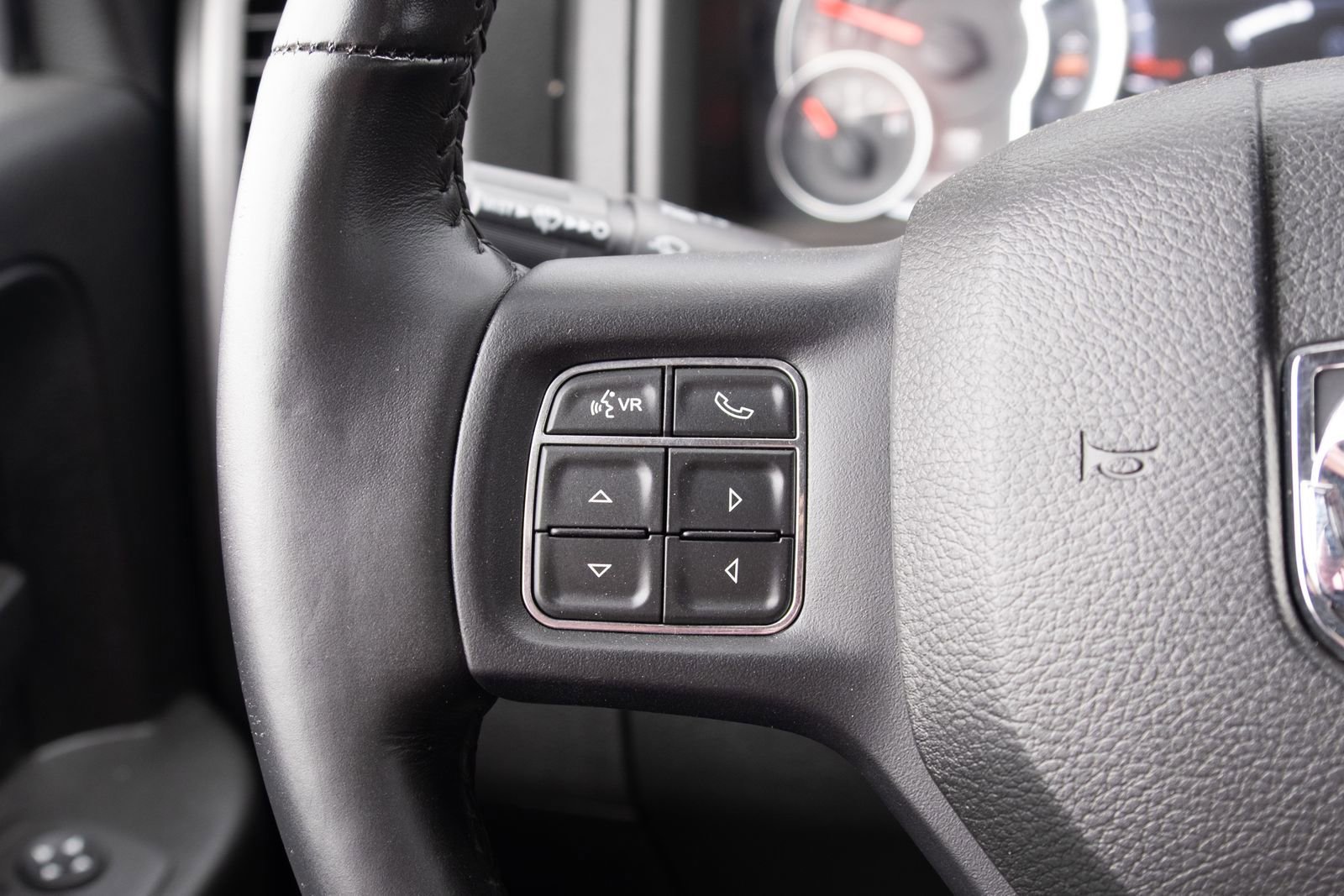 Used 2023 RAM 1500 Express w/ Wheel & Sound Group AWD/4WD image 6